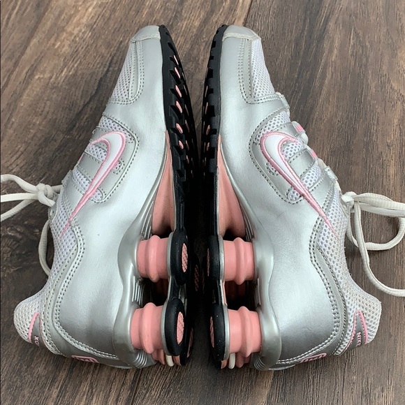 Nike Shox - Picture 3 of 8